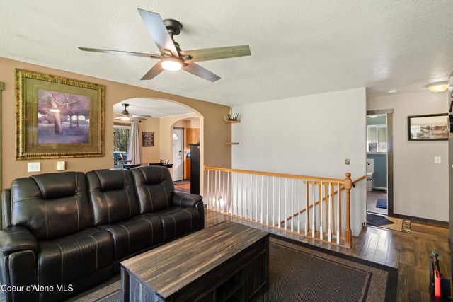 418 Eagle Dr, Spirit Lake, ID 83869