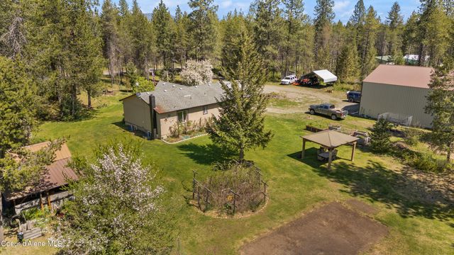 418 Eagle Dr, Spirit Lake, ID 83869