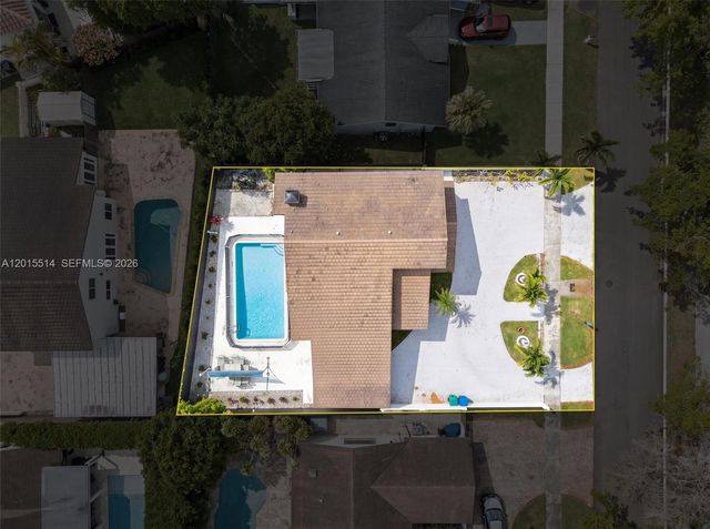 10934 SW 137th Court, Miami, FL 33186