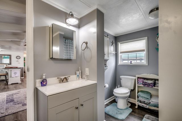 1505 Gardenia Ave., North Myrtle Beach, SC 29582