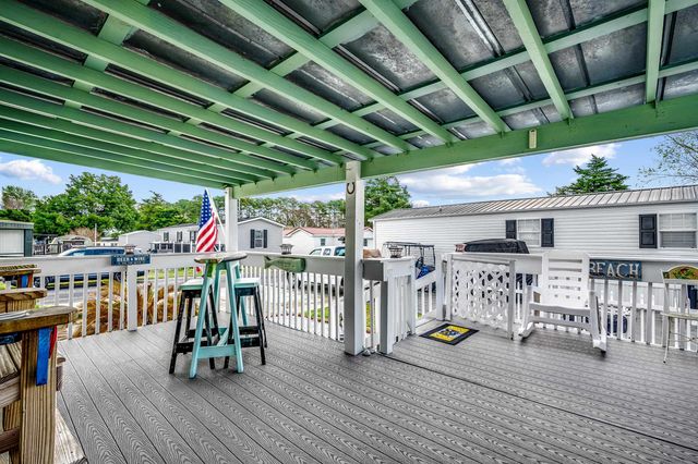 1505 Gardenia Ave., North Myrtle Beach, SC 29582