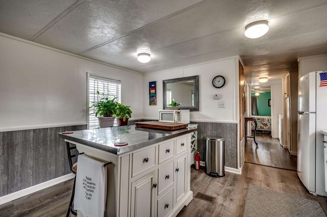 1505 Gardenia Ave., North Myrtle Beach, SC 29582