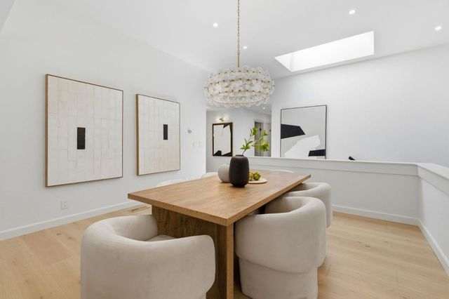 1360 Trinity Drive, Menlo Park, CA 94025