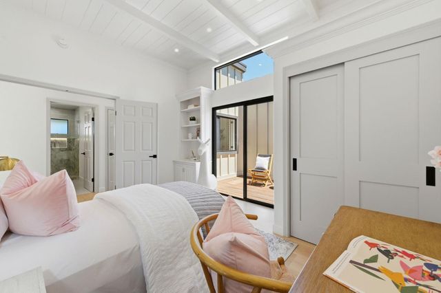 1360 Trinity Drive, Menlo Park, CA 94025