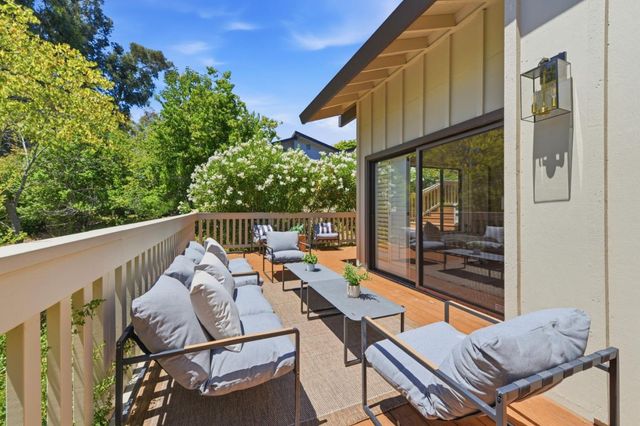 1360 Trinity Drive, Menlo Park, CA 94025