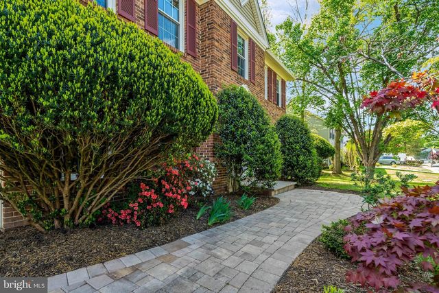 3013 DOWER HOUSE DR, Herndon, VA 20171