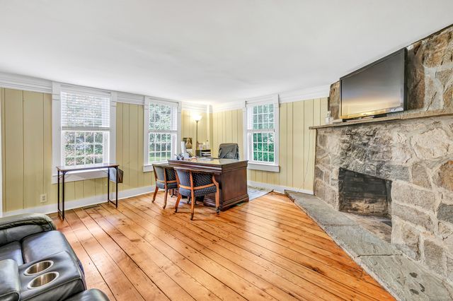 120 Huntington Street, Shelton, CT 06484