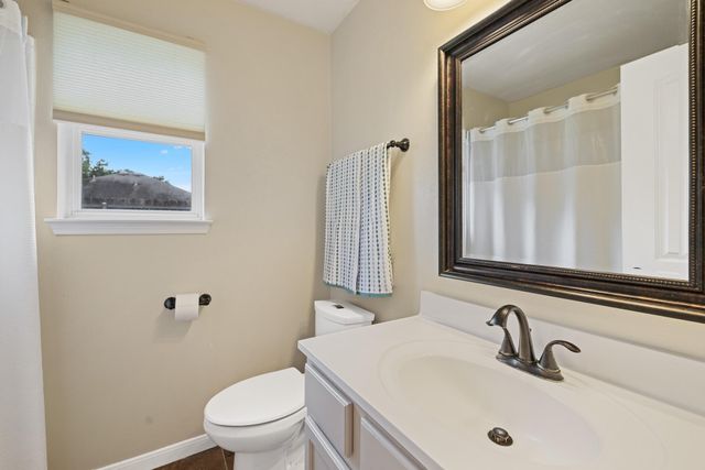 2010 Barnett DR, Cedar Park, TX 78613