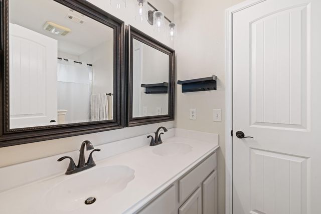 2010 Barnett DR, Cedar Park, TX 78613