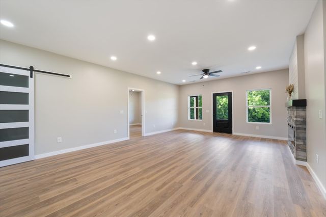 75 Campen Lane, Mcminnville, TN 37110