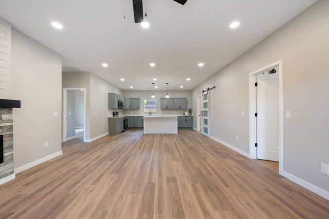 75 Campen Lane, Mcminnville, TN 37110