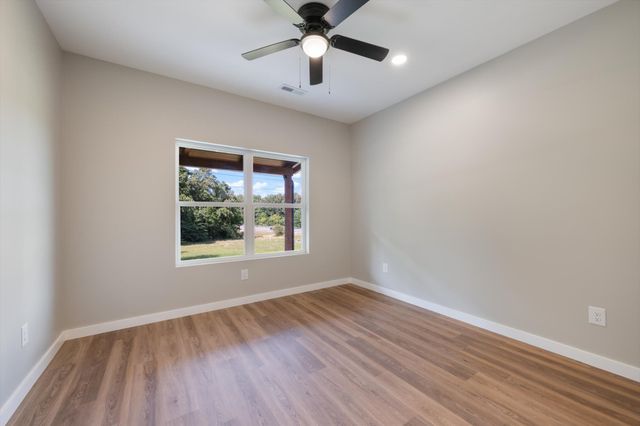 75 Campen Lane, Mcminnville, TN 37110