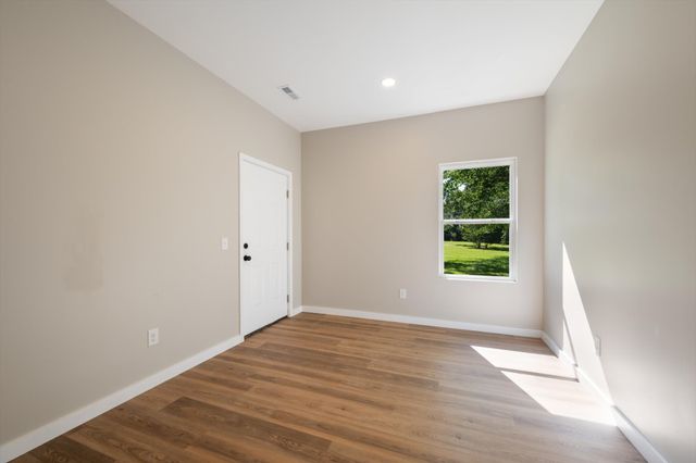 75 Campen Lane, Mcminnville, TN 37110