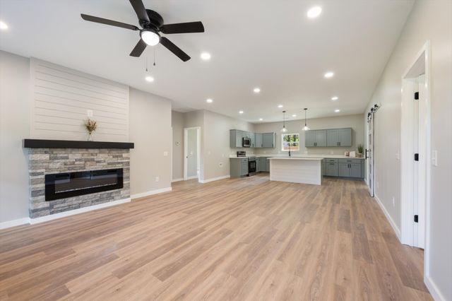 75 Campen Lane, Mcminnville, TN 37110