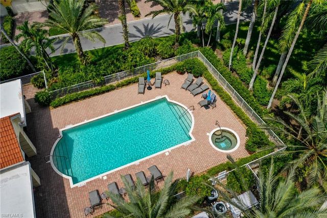 20231 Burnside PL 403, Estero, FL 33928