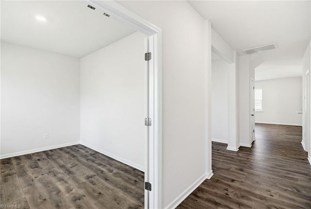 3701 Village Springs Drive, High Point, NC 27265