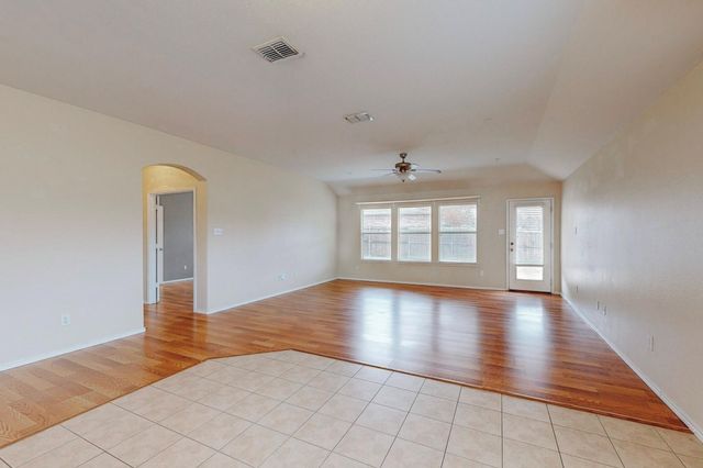 1065 Aviary Drive, Aubrey, TX 76227