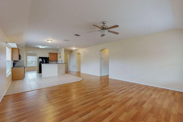 1065 Aviary Drive, Aubrey, TX 76227
