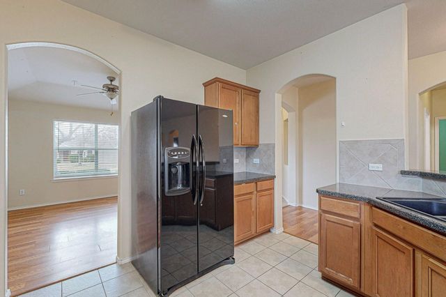 1065 Aviary Drive, Aubrey, TX 76227