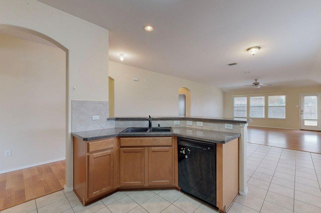 1065 Aviary Drive, Aubrey, TX 76227