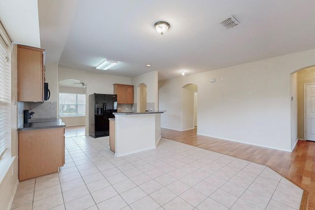 1065 Aviary Drive, Aubrey, TX 76227