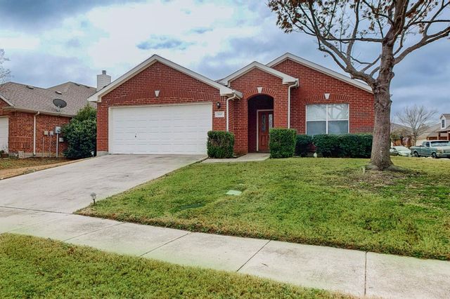 1065 Aviary Drive, Aubrey, TX 76227