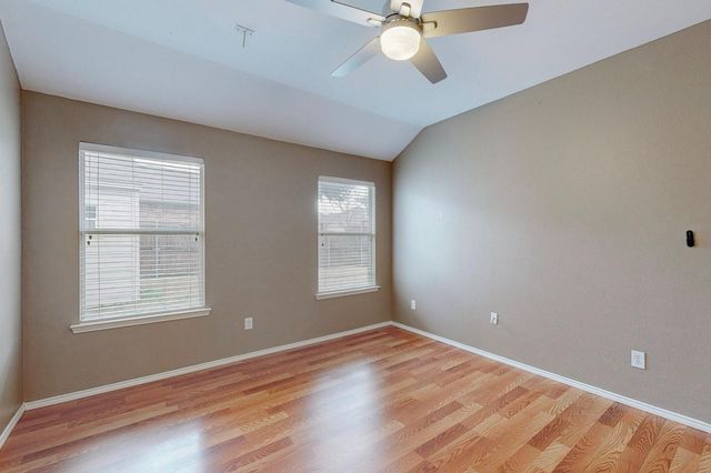 1065 Aviary Drive, Aubrey, TX 76227