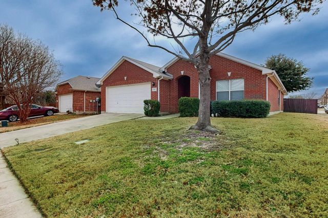1065 Aviary Drive, Aubrey, TX 76227