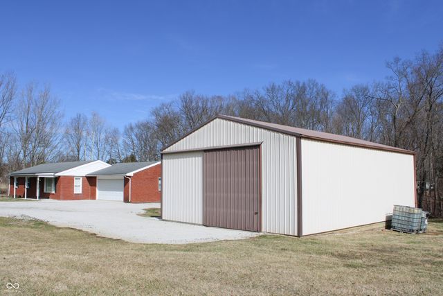 2460 S State Highway 7, North Vernon, IN 47265