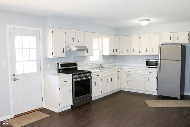 2460 S State Highway 7, North Vernon, IN 47265