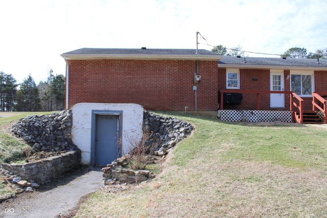 2460 S State Highway 7, North Vernon, IN 47265