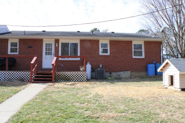 2460 S State Highway 7, North Vernon, IN 47265