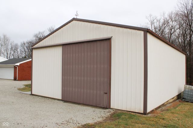 2460 S State Highway 7, North Vernon, IN 47265