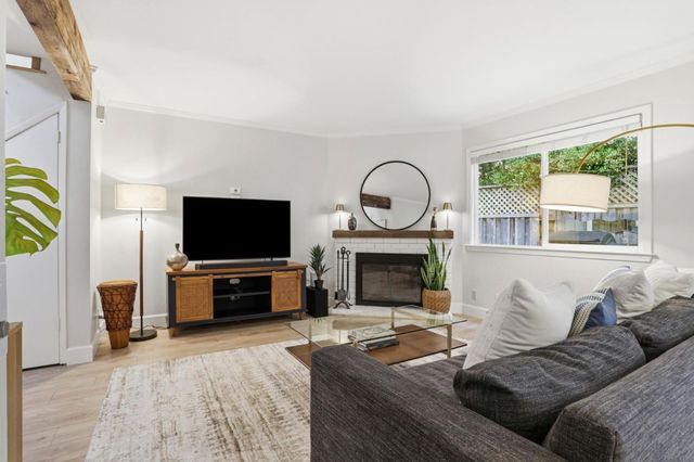 1153 30th Avenue, Santa Cruz, CA 95062