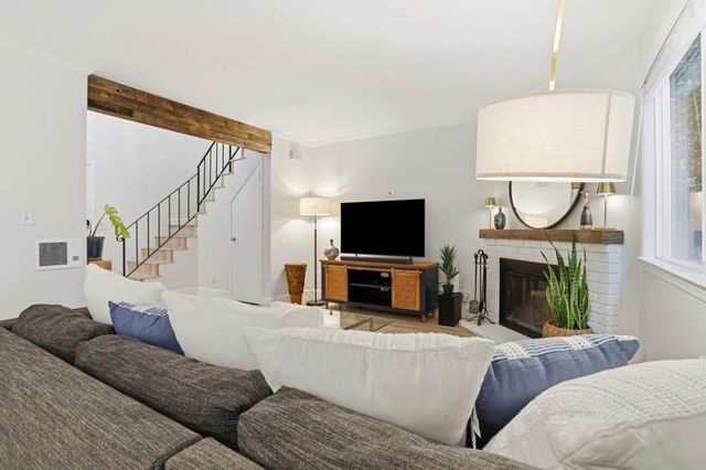 1153 30th Avenue, Santa Cruz, CA 95062