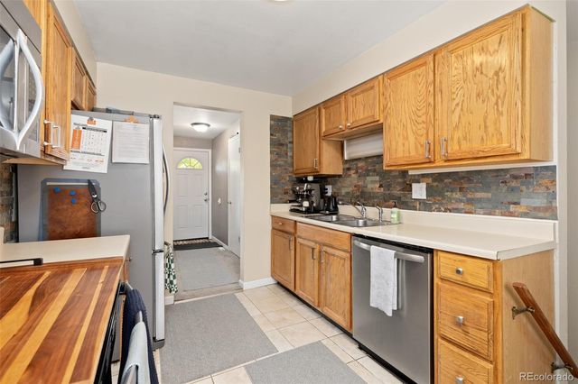 6993 W Hinsdale Drive, Littleton, CO 80128