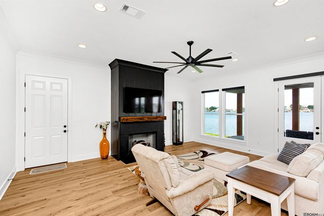 9937 Island Rd, Ventress, LA 70783