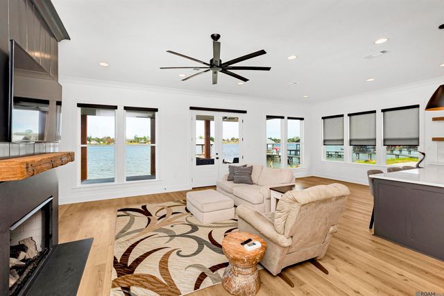 9937 Island Rd, Ventress, LA 70783
