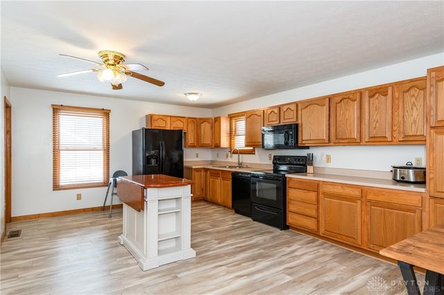 108 Esther Drive, Lewisburg, OH 45338