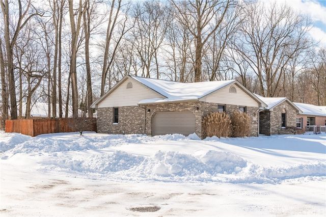 108 Esther Drive, Lewisburg, OH 45338