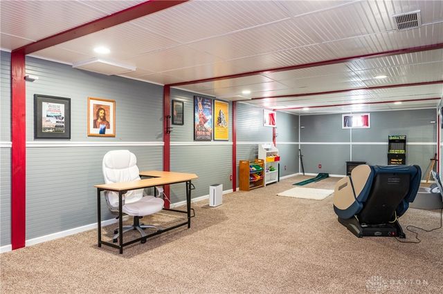 108 Esther Drive, Lewisburg, OH 45338