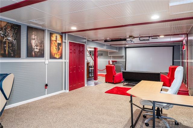 108 Esther Drive, Lewisburg, OH 45338