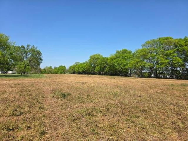 2 Old Zion Rd, Columbia, TN 38401