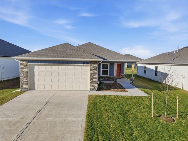 20216 W 194th Terrace, Spring Hill, KS 66083
