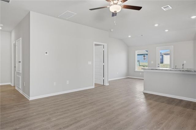 20216 W 194th Terrace, Spring Hill, KS 66083