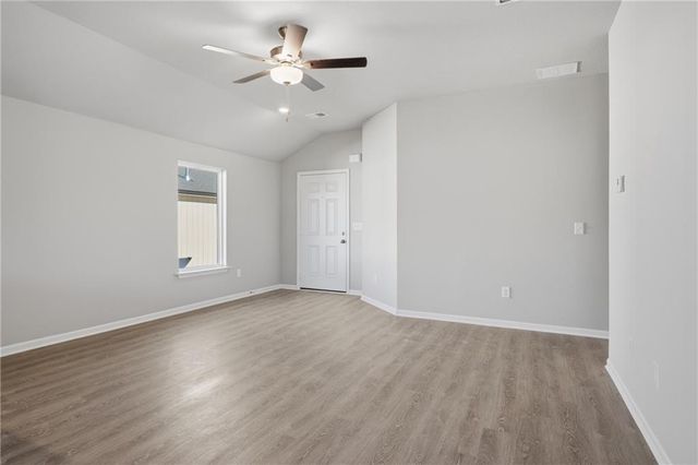 20216 W 194th Terrace, Spring Hill, KS 66083