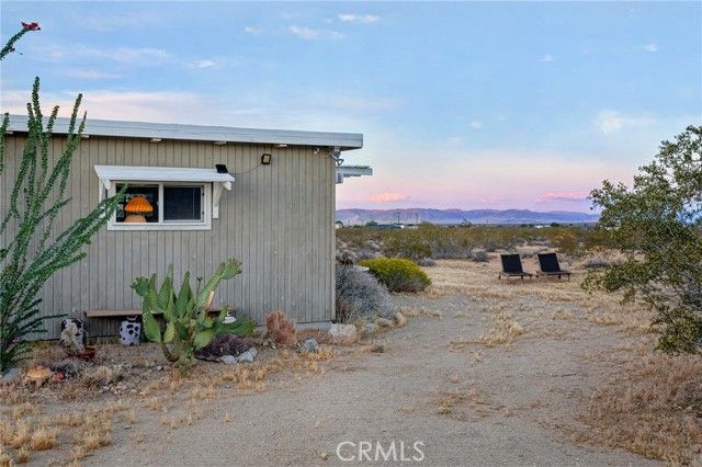 437 Mallow Road, Landers, CA 92285
