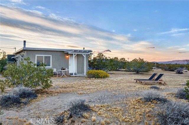 437 Mallow Road, Landers, CA 92285