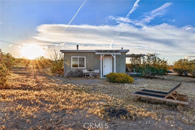 437 Mallow Road, Landers, CA 92285