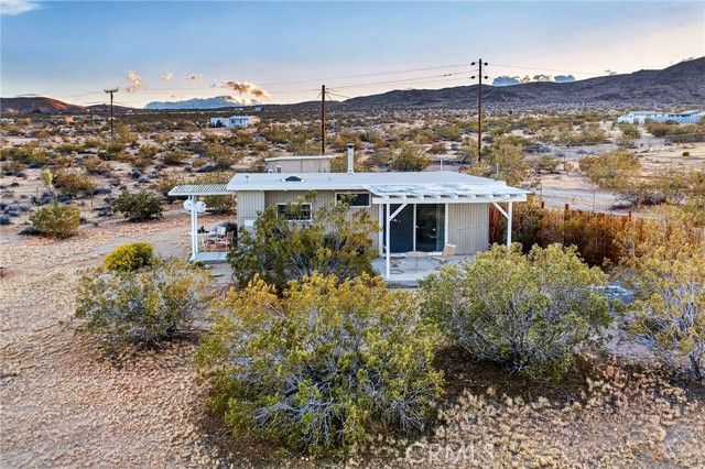 437 Mallow Road, Landers, CA 92285